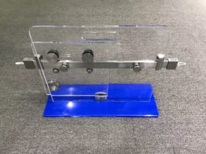 Cửa Kính Lùa Ray Inox 10x30 | Nhôm Kính Decohouse