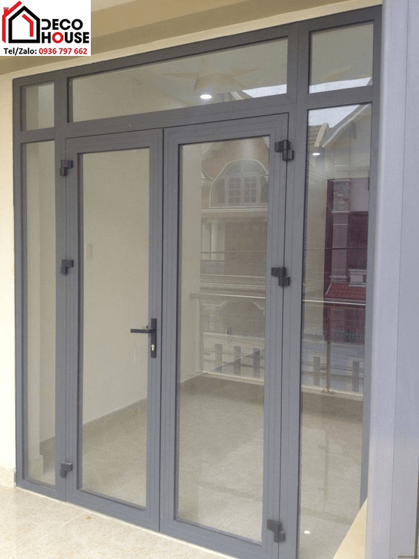 Cửa đi mở quay nhôm PMA 2 cánh màu xám ghi