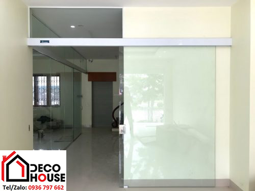 Lắp đặt cửa kính lùa 1 cánh tại Hà Nội