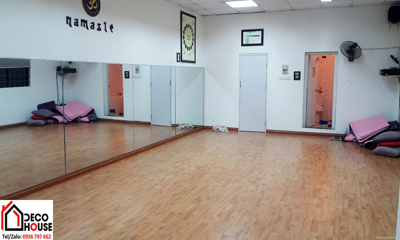 Gương dán tường phòng múa