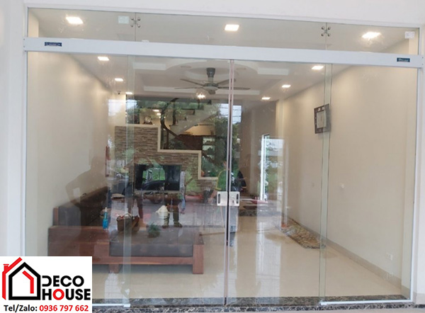 Làm cửa kính cường lực tại Hai Bà Trưng