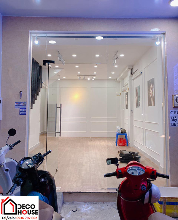 Làm cửa kính cường lực tại Hoàng Mai Hà Nội